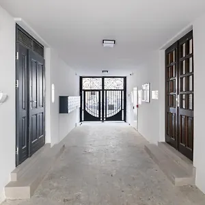 Lwowska 9 - Cozy & Comfortable By Renters Warsaw